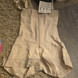 Doribell Women's Colombiana Shapewear Faja Straple Cremallera